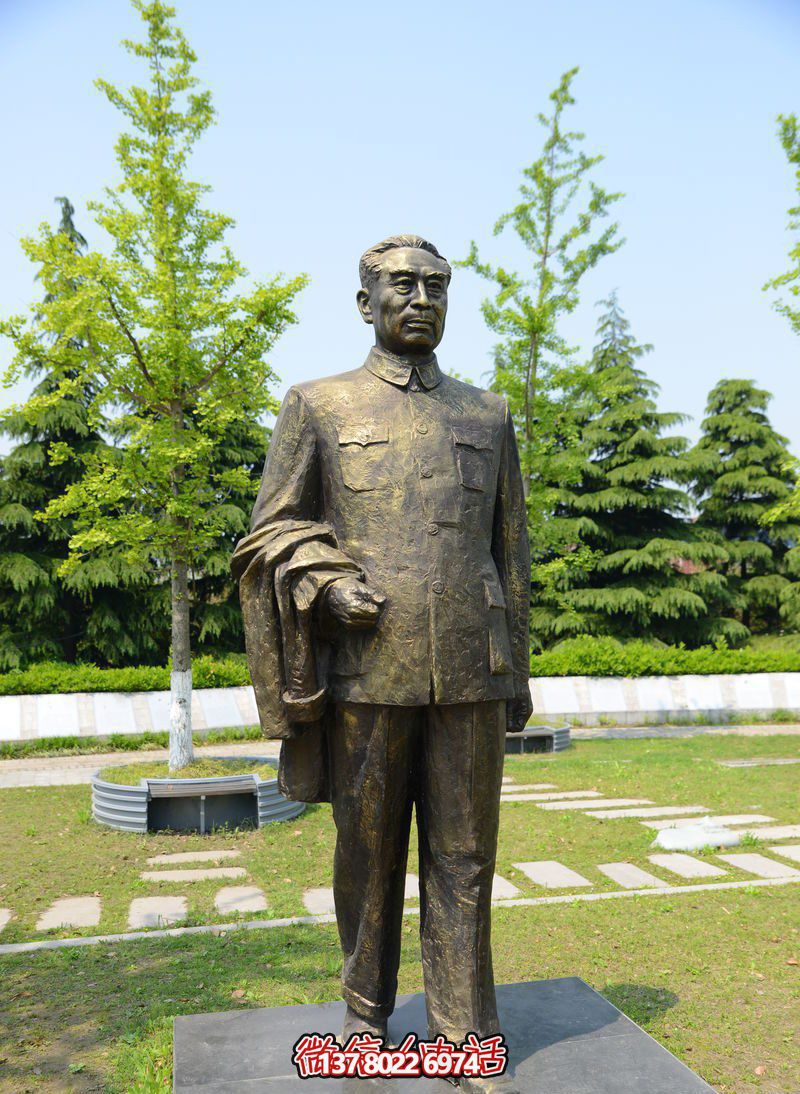 紀念周恩來偉人雕塑，緬懷歷史，見證輝煌