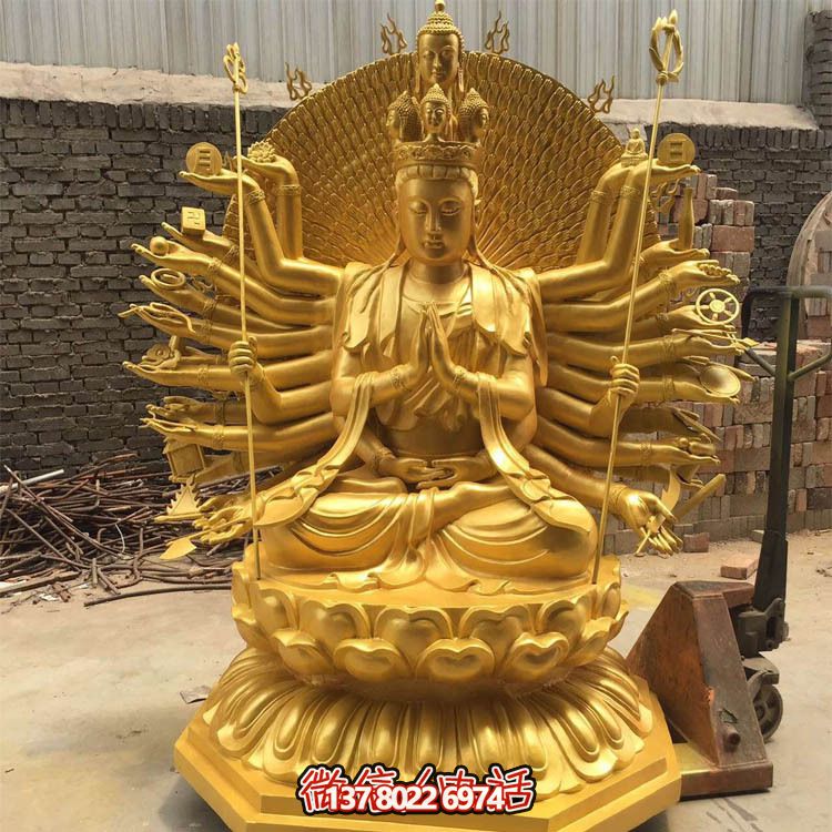 貼金千手觀音雕塑，精美裝飾大型寺廟
