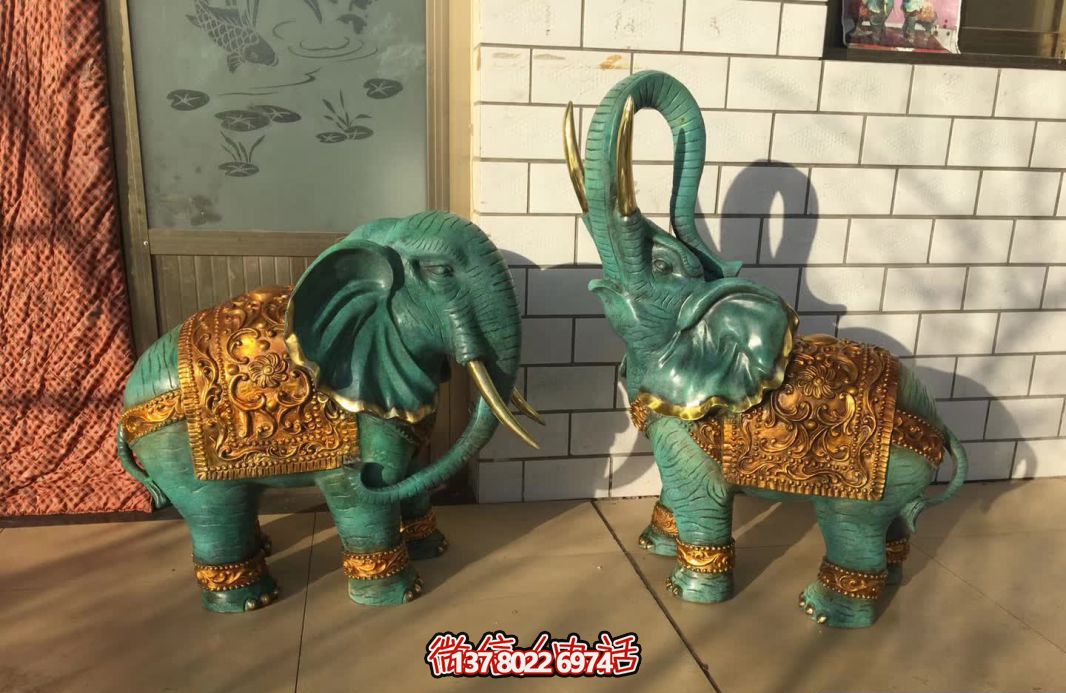 玻璃鋼大象彩繪雕塑，裝點(diǎn)室內(nèi)創(chuàng)意庭院