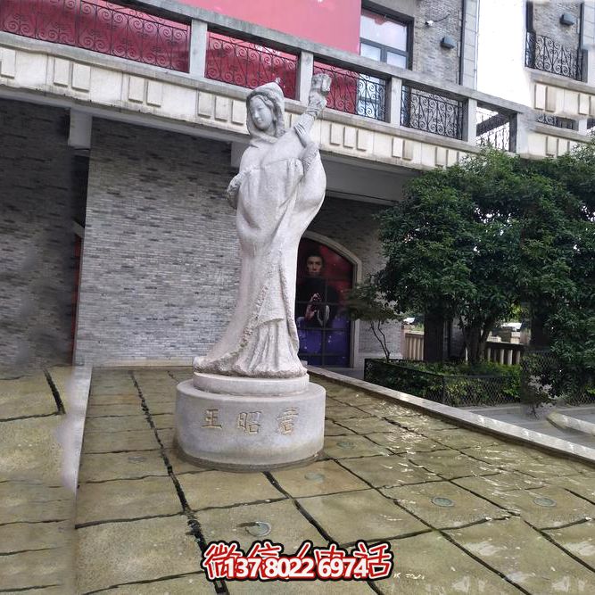 傳承歷史的美,贊美女王的神奇雕像 傳承歷史的美,贊美女王的神奇雕像