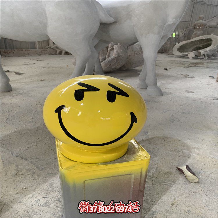 全新玻璃鋼游樂場，彩繪公仔、卡通雕塑，讓您的游樂體驗更加豐富多彩