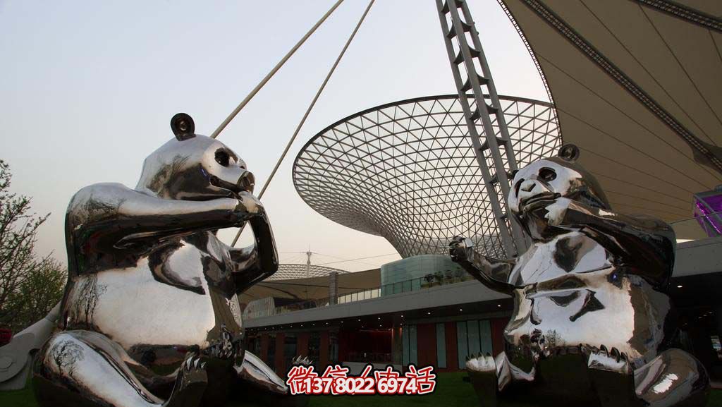 不銹鋼卡通熊貓雕塑，為動物園擺放鏡面裝飾