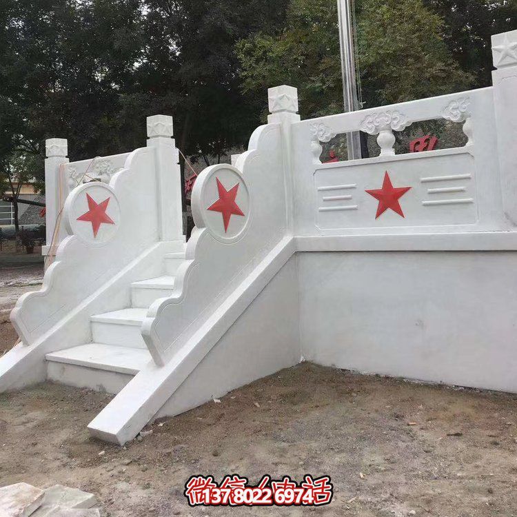 石欄桿護欄系統(tǒng)，為大理學校、政府及單位提供安全升旗臺