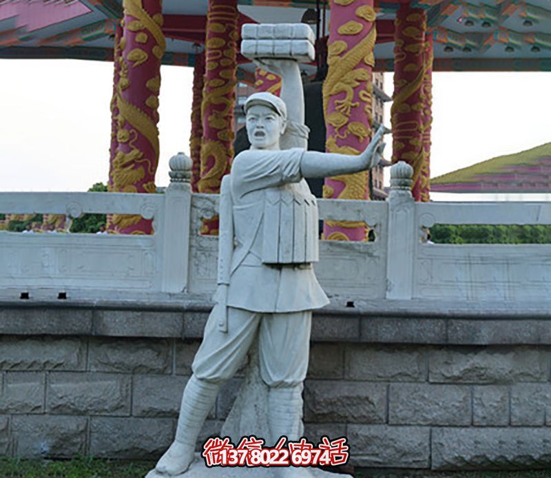 董存瑞景觀雕塑，點綴廣場景觀