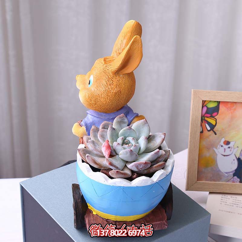 玻璃鋼兔子雕塑拉花盆,讓客廳擺件變得更有格調 玻璃鋼兔子雕塑拉花盆,讓客廳擺件變得更有格調