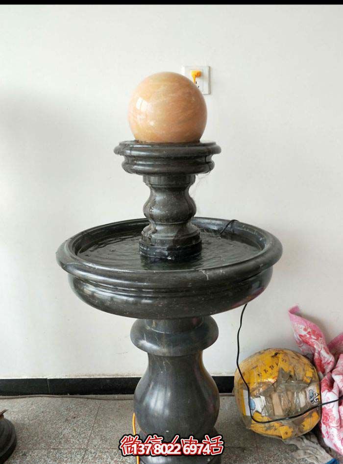 精美大理石黑色小型室內(nèi)風(fēng)水球石雕 精美大理石黑色小型室內(nèi)風(fēng)水球石雕