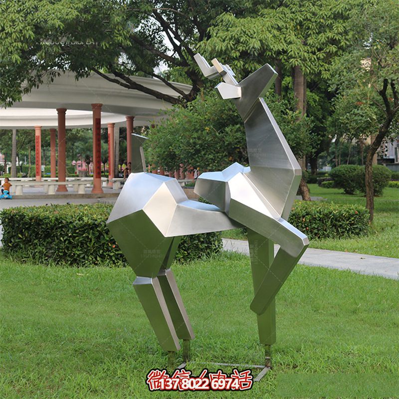 戶外景區(qū)不銹鋼幾何抬頭望的梅花鹿雕塑 戶外景區(qū)不銹鋼幾何抬頭望的梅花鹿雕塑