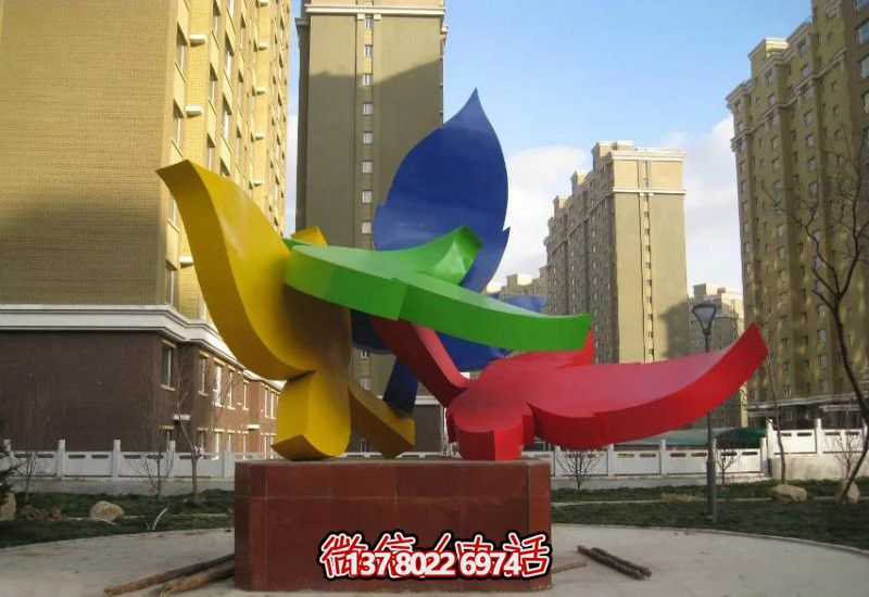 小區(qū)公園擺放彩色抽象不銹鋼樹葉雕塑 小區(qū)公園擺放彩色抽象不銹鋼樹葉雕塑