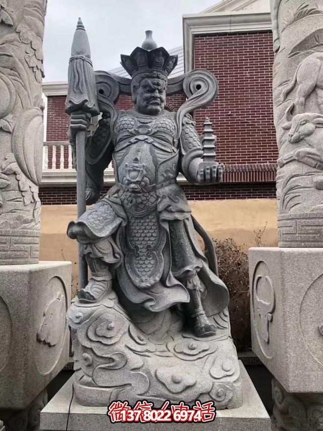 神話人物石雕——芝麻灰花崗巖