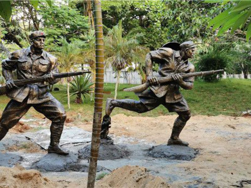 公園銅雕人物 公園銅雕人物